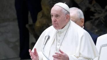 papa Francisco neumonia bilateral Vaticano