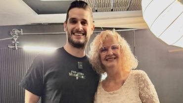 Adrián y Mamá de Gala