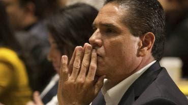 Detienen a Silvano Aureoles, exgobernador de Michoacán