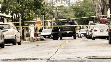 hombre armado mata tres personas Monterrey