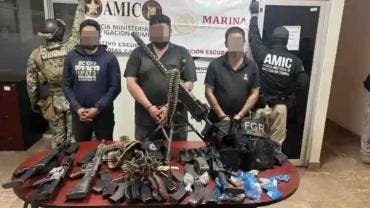 Rescatan a dos menores y detienen a tres personas con armamento en Sonora
