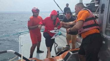 Marina rescata a tripulantes de aeronave canadiense que se desplomó en BCS