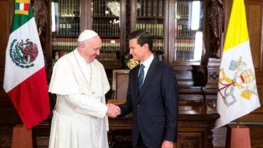 reaparece Pena Nieto lamenta muerte papa Francisco