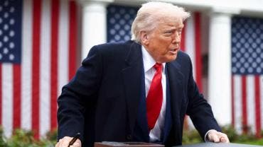 Trump anima a inversores tras días de caída en la bolsa: ‘¡Tranquilos! EU va a ser más grande que nunca’