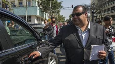 giran orden captura excolaboradora Cuahtemoc Gutierrez