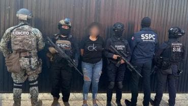 Liberan a Leslie "N", alias "La Güera", presunta operadora del CJNG en Michoacán