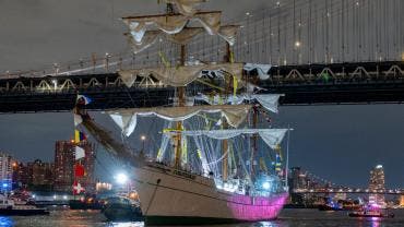 regresan Veracruz marinos accidentados puente Brooklyn