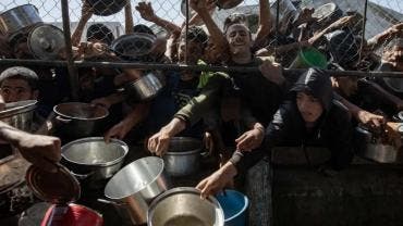 En Gaza, nadie debería elegir entre morir de hambre o por buscar comida
