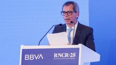 coloca SHCP deuda 6 mil 800 mdd