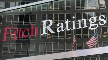 Fitch pide Sheinbaum analizar reforma fiscal Pemex