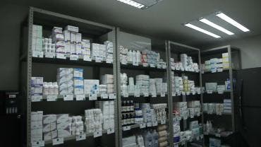 presume Eduardo Clark ahorro 12 mil mdp medicinas