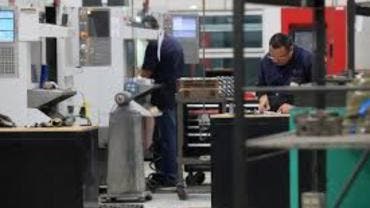 produccion industrial baja 4 por ciento abril Inegi