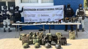 Rescatan a tres personas y aseguran arsenal en Culiacán; hay dos detenidos