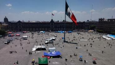 retira CNTE planton Zocalo receso victoria politica