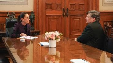 Sheinbaum recibe al subsecretario de Estado de EU en medio de tensiones por redadas