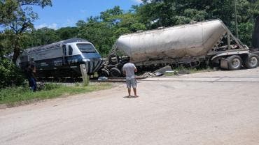choca Tren Interoceanico Macuspana