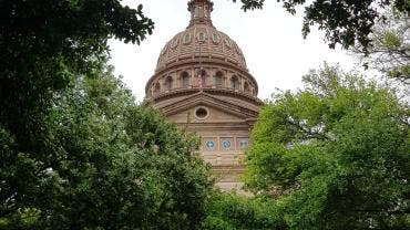 demandan familias Texas ley ensenar 10 mandamientos