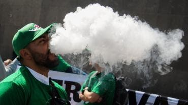 diputado propone prohibir Constitucion CDMX uso vapeadores