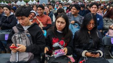 Iglesia llama no dejar deriva jovenes