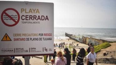 Revela Cofepris lista de 16 playas no aptas para nadar por contaminación 