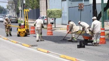 CDMX lanzará chatbot ‘Bachetel’ para reportar baches vía WhatsApp