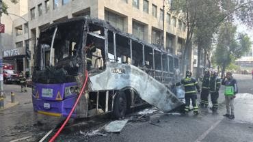 incendia autobus Centro Historico