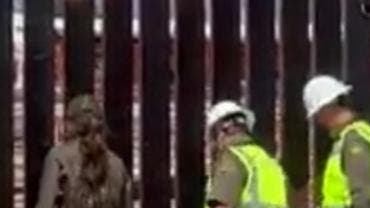 pinta EU muro fronterizo negro migrantes