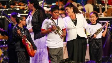 Brugada musica contra violencia.jpg