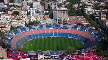 El estadio Ciudad de los Deportes ha sido sujeto de varias clausuras