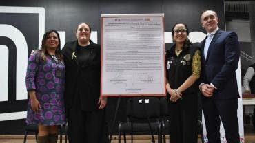 firma Metro IAPA convenio salud mental suicidio CDMX.jpg