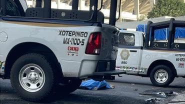 Al sitio acudieron servicios de emergencia, quienes confirmaron el deceso y realizaron el levantamiento del cuerpo.