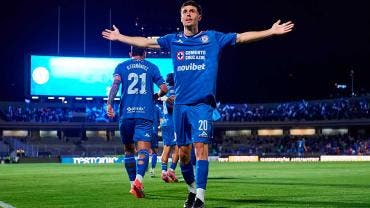 Cruz Azul sigue invicto