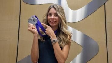 Alegna González 