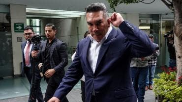 Moreno Cardenas demandar Sheinbaum.jpg