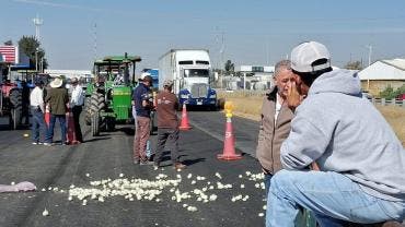 anuncian agricultores paro nacional maiz ley agua.jpg