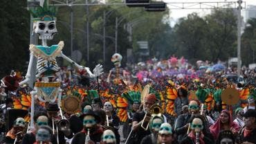 En la plancha del Zócalo capitalino se instaló la Ofrenda Monumental, que recibió a 1.5 millones de visitantes entre el 25 de octubre y el 2 de noviembre