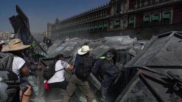 Participaron estudiantes, campesinos, integrantes de partidos políticos de oposición y ciudadanos de a pie.