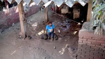 reubicaran familias lluvias viven zonas alto riesgo.jpg