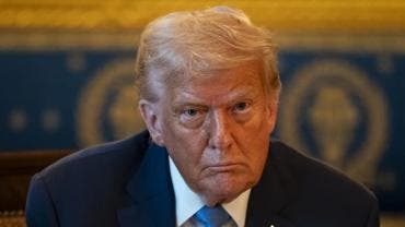 revive Trump negar residencia permanente.jpg