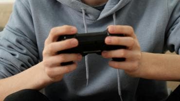 La legisladora Laura Alejandra Álvarez Soto (PAN) expuso que los menores que utilizan plataformas de juego en línea pueden enfrentar escenarios de acoso, manipulación, entre otros