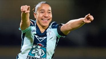 Charlyn Corral histórica goleadora de la Liga MX Femenil 