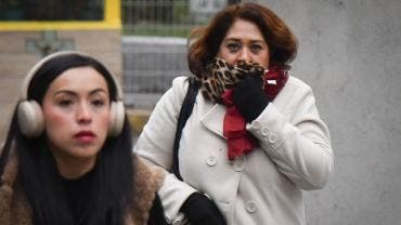 Asimismo, se aconseja ingerir abundante agua y consumir frutas y verduras ricas en vitaminas A y C, a fin de fortalecer el sistema inmunológico y prevenir enfermedades respiratorias.