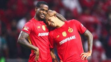El Toluca se convirtió este sábado en el primer finalista del Torneo Apertura 2025 tras imponerse 3-2 al Monterrey 