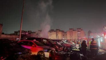 devora fuego 27 autos deposito FGJCDMX Iztapalapa.jpg