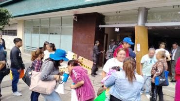 Monserrat Durán, líder del colectivo, explicó que decidieron ingresar a las instalaciones para exigir que se respetaran los derechos procesales del acusado.