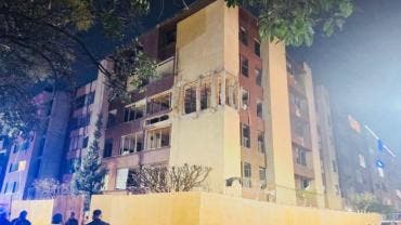 Por instrucciones de la jefa de Gobierno, Clara Brugada, las 25 familias que habitaban el edificio recibirán apoyo para renta y hospedaje temporal.