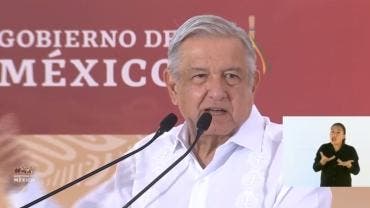 AMLO anuncia reforzamiento de 'Sembrando Vida' para impulsar producción mezcalera