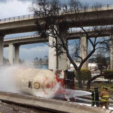 Las investigaciones apuntan a que la explosión de un camión de gas en Iztapalapa se debió a un choque por exceso de velocidad