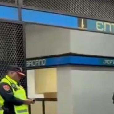 muere hombre Metro Chabacano.jpg