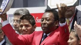 Pelé motiva a Santos en la Libertadores y quisiera estar en la final